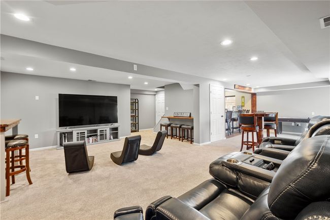 204 Elmhurst Cir, House other with 4 bedrooms, 4 bathrooms and 2 parking in Cranberry Township PA | Image 31