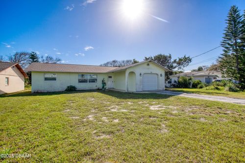 130 Lindley Rd, Daytona Beach, FL, 32118-5328 | Card Image
