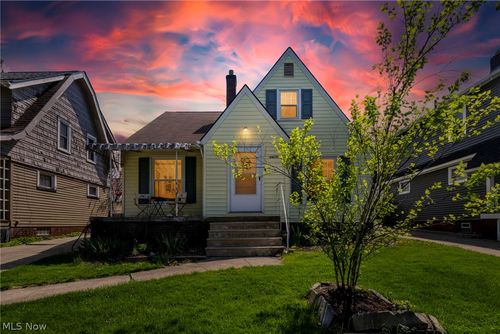 2027 Tampa Ave, Cleveland, OH, 44109-4432 | Card Image