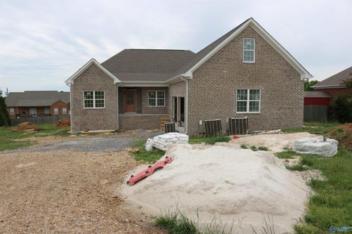92 Payton Ln, Grant, AL, 35747-2000 | Card Image