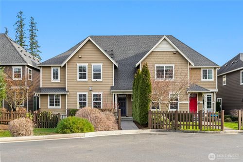 a-12616 176th Pl Ne, Redmond, WA, 98052-2382 | Card Image