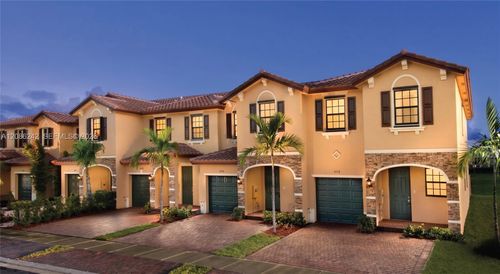 175 Se 34th Ave, Homestead, FL, 33033-7688 | Card Image