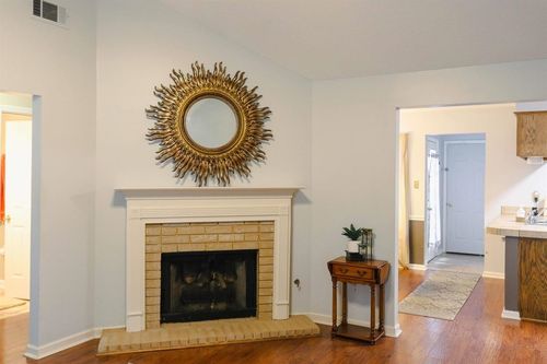 8497 Highland Glen Cir, Memphis, TN, 38016 | Card Image