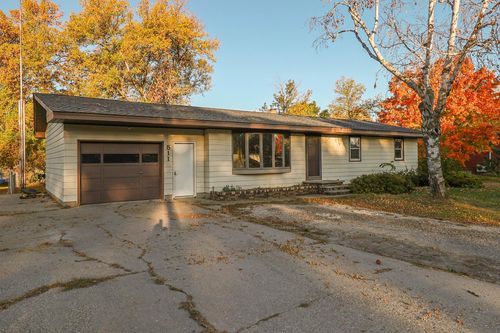 511 Western St, New Munich, MN, 56356-7422 | Card Image