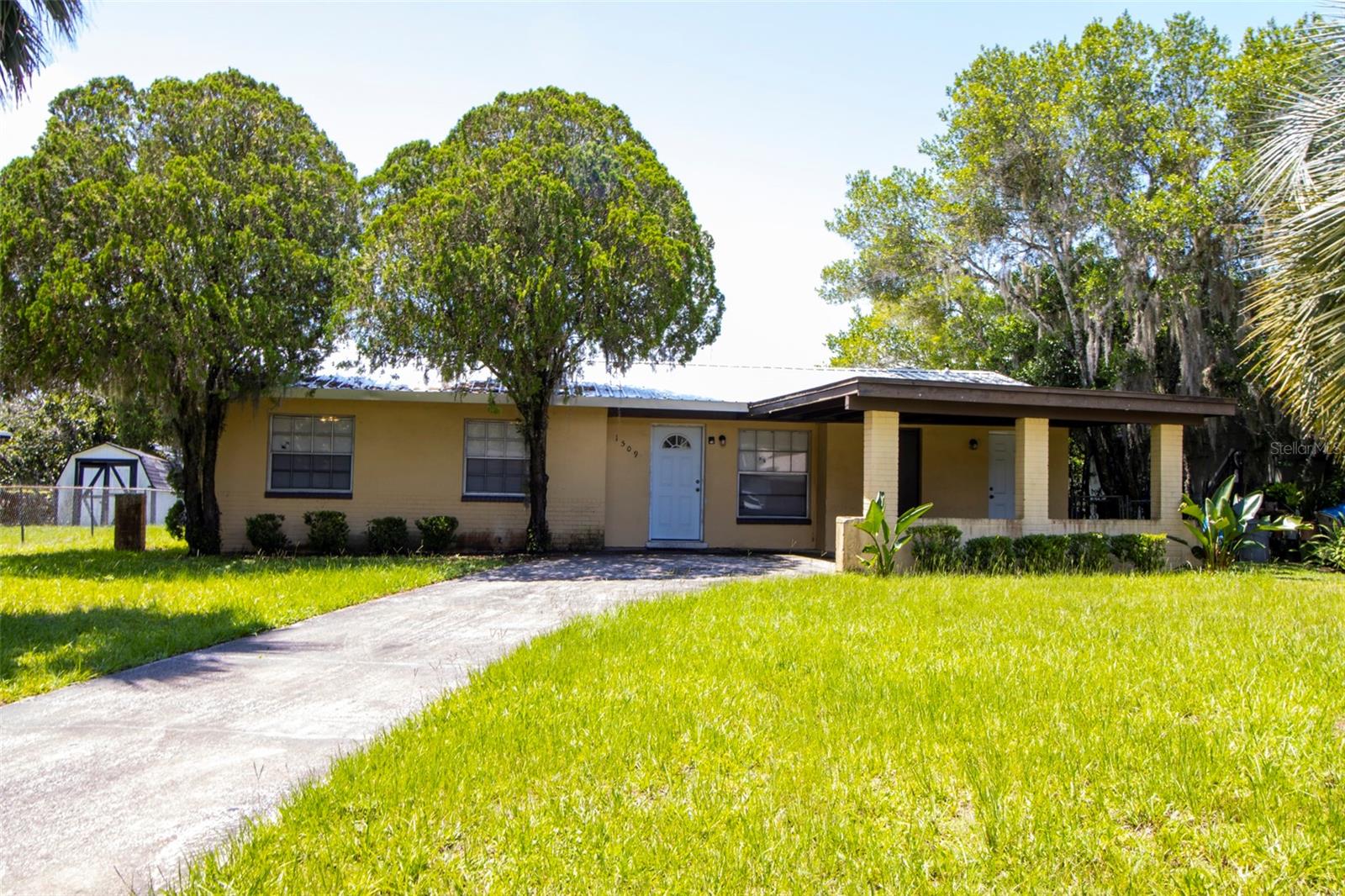 15th Ave, Gainesville, FL 32641