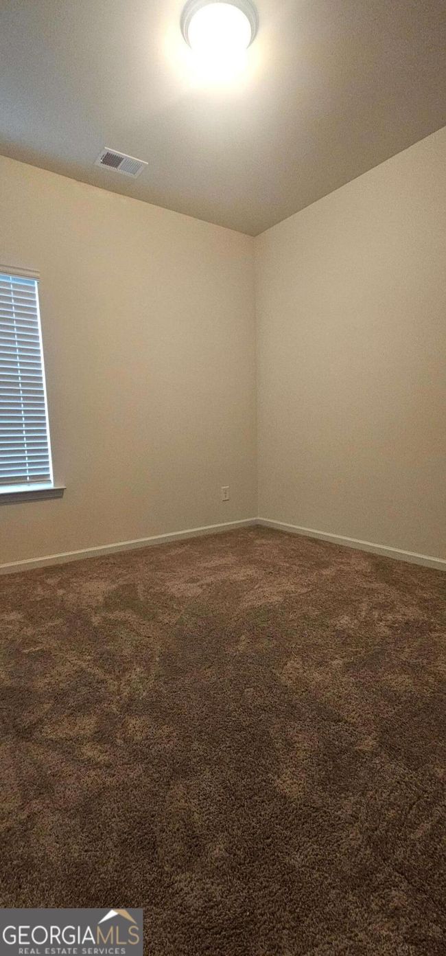 188 Graham Cir, House other with 3 bedrooms, 2 bathrooms and 2 parking in Adairsville GA | Image 14