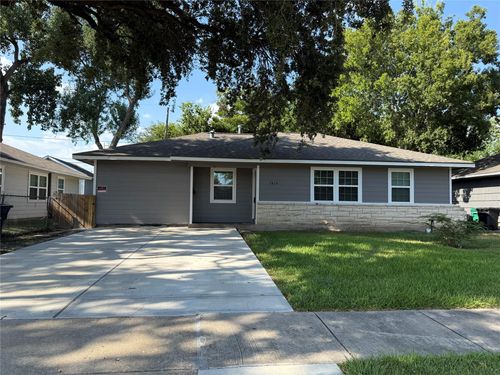 1415 Regal St, Houston, TX, 77034-1025 | Card Image