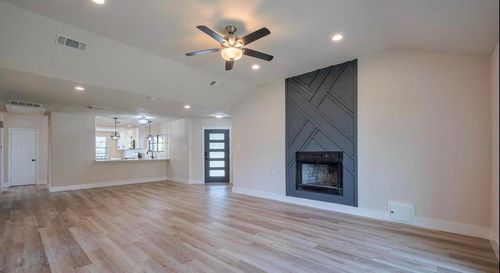 5502 Hewitt Dr, Houston, TX, 77092-5121 | Card Image