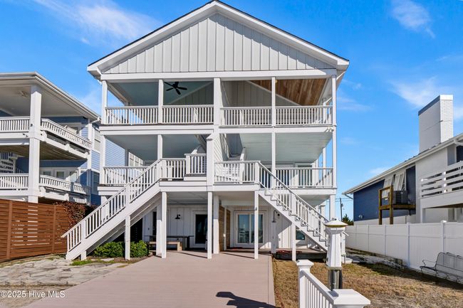 B - 440 Causeway Dr, Condo with 3 bedrooms, 3 bathrooms and 1 parking in Wrightsville Beach NC | Image 4