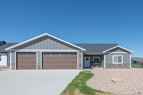 3923 Powder River Ave, Spearfish, SD, 57783-9531 | Card Image