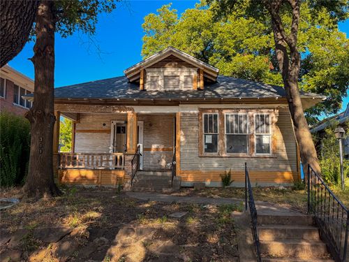 311 N Clinton Ave, Dallas, TX, 75208-5101 | Card Image