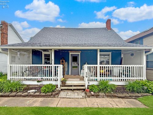 19 Oakwood Avenue, Huron, OH, 44839 | Card Image