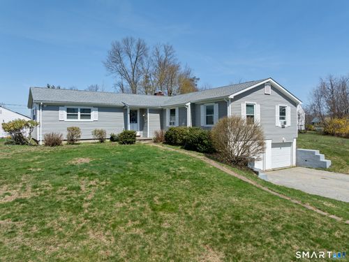 9 Evas Dr, Brookfield, CT, 06804-3411 | Card Image