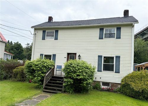 206 N Race St, Worthington, PA, 16262-2324 | Card Image