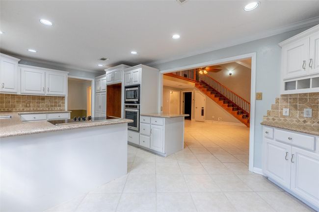 Kitchen | Image 9