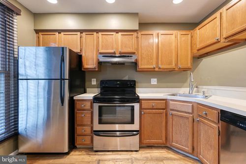 2816 Elliott St, BALTIMORE, MD, 21224-4857 | Card Image