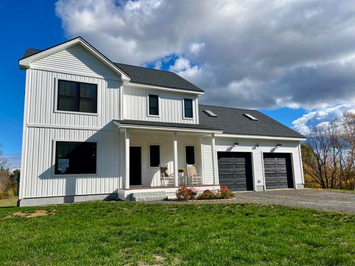 690 Lebanon Road, North Berwick, ME, 03906 | Card Image