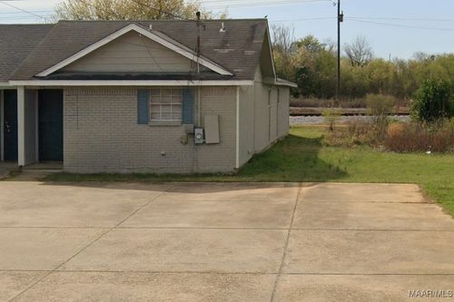 690 N Pass Rd, Montgomery, AL, 36110-2929 | Card Image