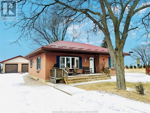 987 County Rd 31, Saint Joachim, ON, N0R1S0 | Card Image