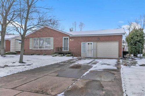 116 Segsbury Rd, Amherst, NY, 14221-3426 | Card Image