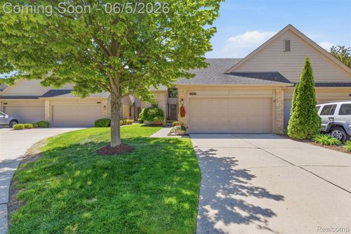 16748 Shale Ct, Macomb, MI, 48042-1115 | Card Image