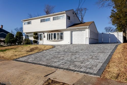 29 Arden St, Somerset, NJ, 08873-3017 | Card Image
