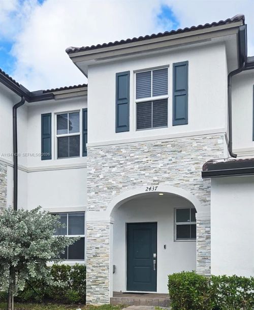 2437 Nw 119th Ter, Miami, FL, 33167-1571 | Card Image