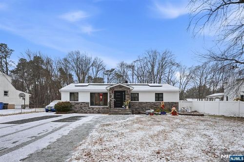 587 Marlboro Rd, Old Bridge, NJ, 08857-3713 | Card Image