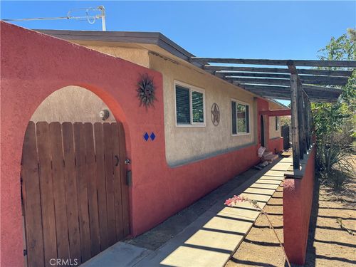 56799 El Dorado, Yucca Valley, CA, 92284 | Card Image
