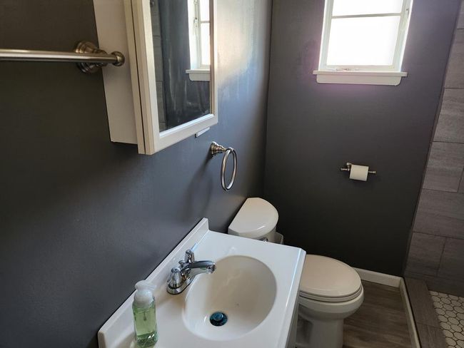 Bathroom | Image 15