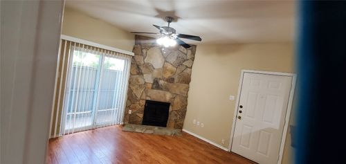 apt-114-114 E 31st St, Austin, TX, 78705-3028 | Card Image