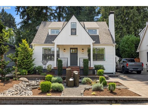 272 Greenwood Rd, Lake Oswego, OR, 97034-3804 | Card Image