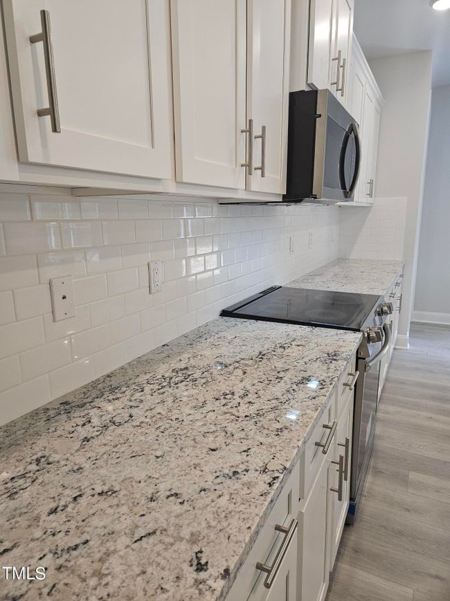 Kitchen | Image 9