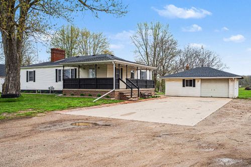 2695 S Center Rd, Saginaw, MI, 48609-7066 | Card Image