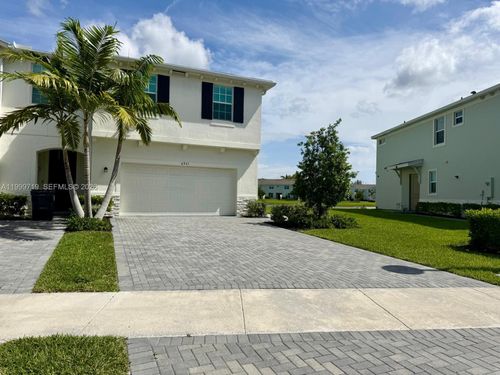 6931-6931 Harbours Edge Ave, Lake Worth, FL, 33467-8607 | Card Image