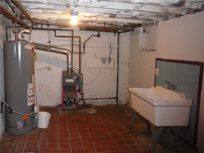 2020 Lauder St, House other with 1 bedrooms, 1 bathrooms and 2 parking in Pittsburgh PA | Image 13