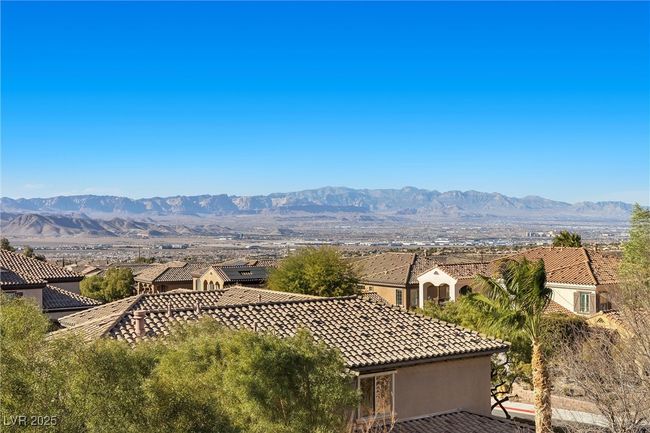 2717 Mona Lisa St, House other with 5 bedrooms, 6 bathrooms and null parking in Henderson NV | Image 66