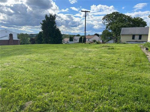 - Skyline Dr, West Mifflin, PA, 15122 | Card Image