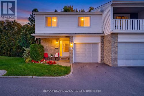 13-32A Black Forest Lane, Nepean, ON, K2H5C8 | Card Image