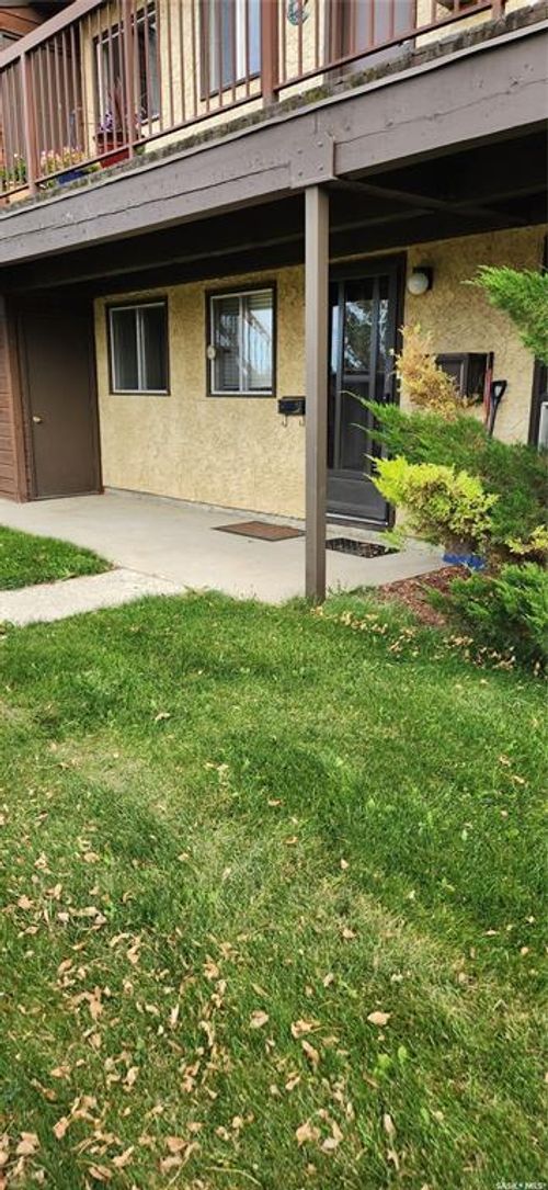 102a-1350 Gordon Rd, Moose Jaw, SK, S6H7R9 | Card Image