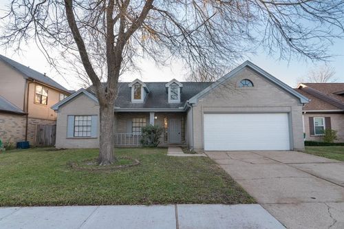 1030 Wentworth Dr, Pearland, TX, 77584-2362 | Card Image
