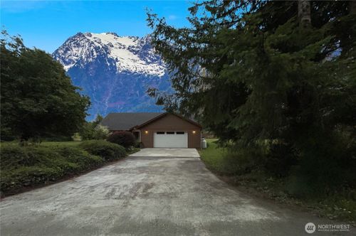 38310 Swede Heaven Road, Arlington, WA, 98223 | Card Image