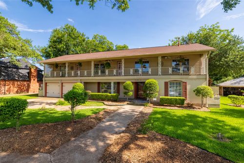 3809 Diamond Loch W, North Richland Hills, TX, 76180-8729 | Card Image