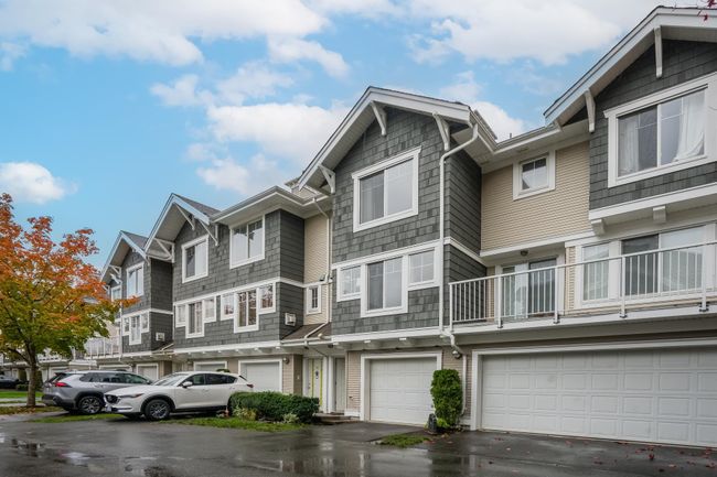 55 - 20760 Duncan Way, Townhouse with 3 bedrooms, 2 bathrooms and 2 parking in Langley BC | Image 1