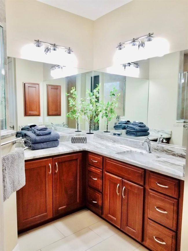 Master Bath 2 | Image 15