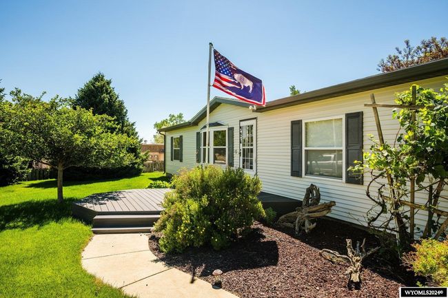 925 W Fetterman St, House attached with 3 bedrooms, 2 bathrooms and null parking in Buffalo WY | Image 18