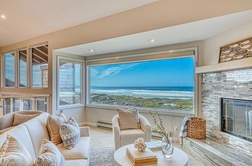 198 Monterey Dunes Way, Moss Landing, CA, 95039-9771 | Card Image