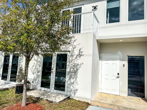 14467 Sw 260th St, Homestead, FL, 33032-6546 | Card Image