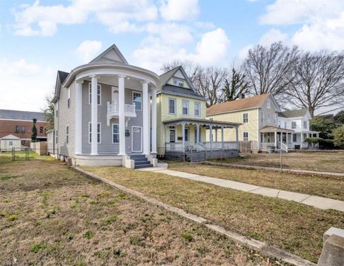 241 Newport News Ave, Hampton, VA, 23669-4146 | Card Image