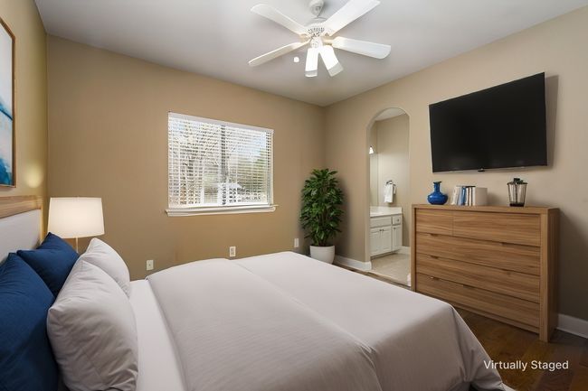 136 Whispering Winds Dr, House other with 4 bedrooms, 3 bathrooms and null parking in Gunter TX | Image 20